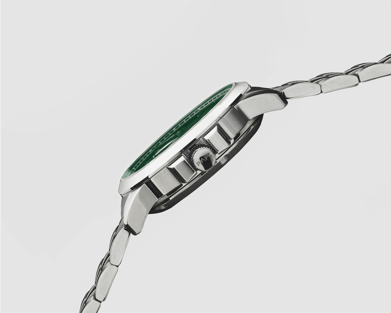 Pompeak automatic Briish Racing Green watch with 316L stainless steel bands and butterfly deployment clasp. Side on.