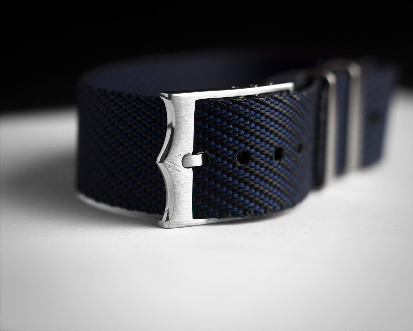 NATO Watch Strap - Black & Navy - 20mm
