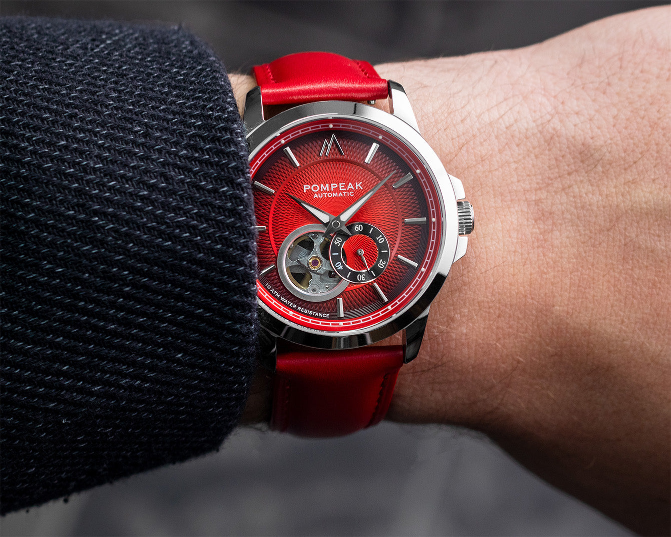 Gentlemen's Classic: Smoked Red (Limited Edition)