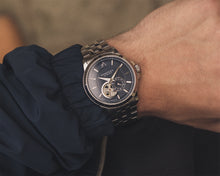 Load image into Gallery viewer, Pompeak Gentlemens Navy Automatic watch wrist shot image
